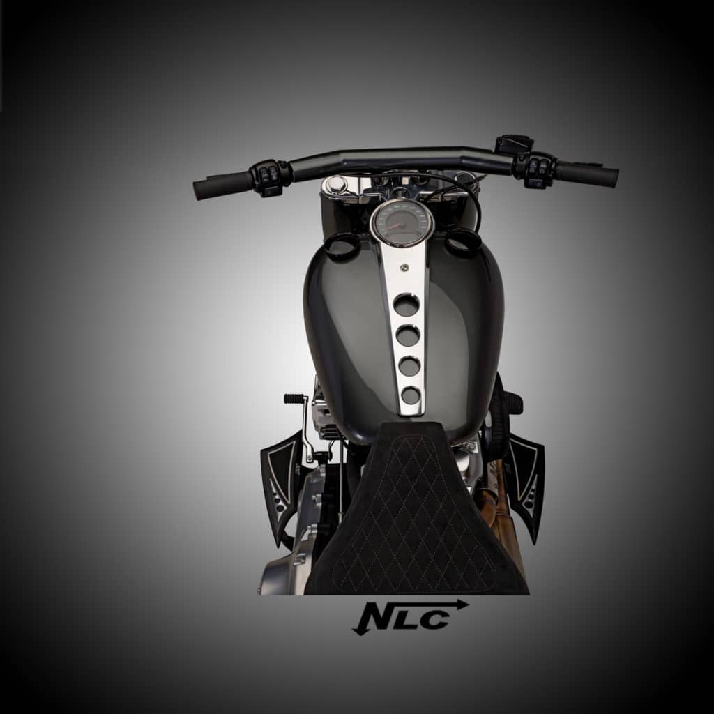 ST-40832       3D-Aluminium Dash für Breakout 2018 milwaukee eight / poliert