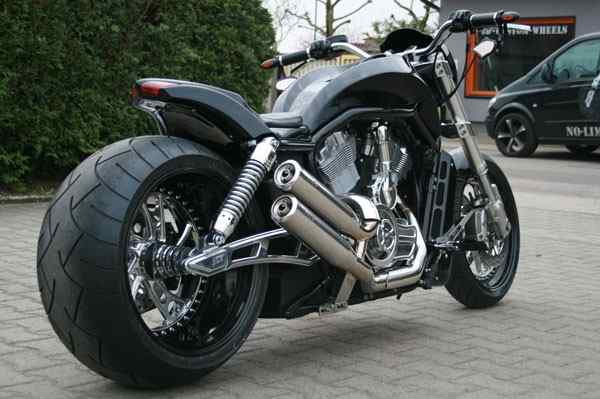 NEW STREETROD – V-ROD