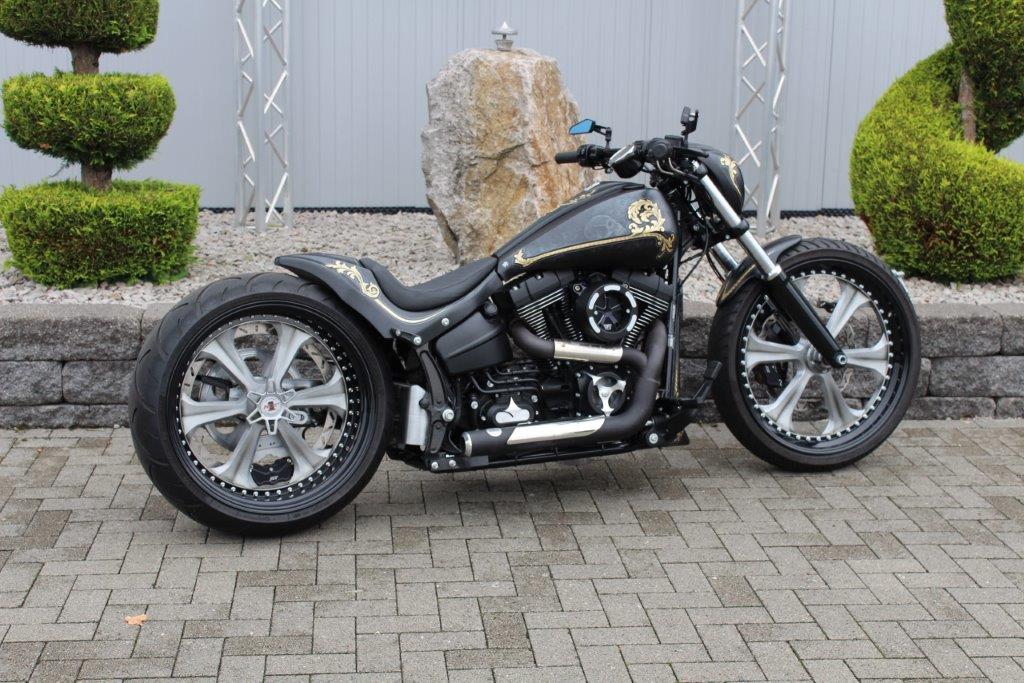 ST-40530    NLC - Heckfender Softail Breakout 21 Zoll Bj. 2013-2017