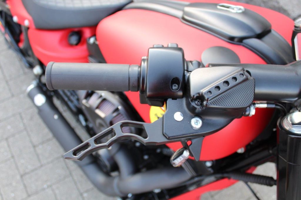 ST-16002     Softail CNC- Design Handhebel "Shorty"  1996 - 2014