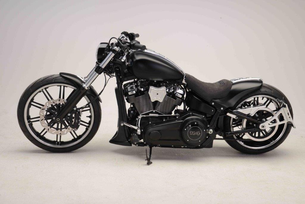ST-40903     3D-Aluminium Riemenschutz für alle Softail 2018 milwaukee eight / schwarz contrast-cut