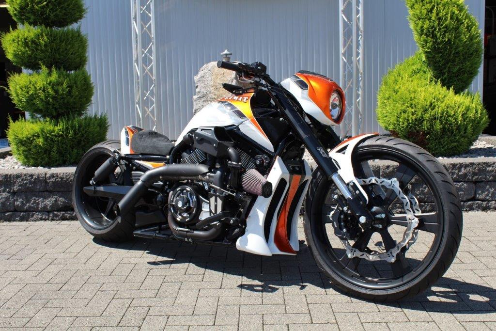Z-40120    Universal VR-Verkleidung für HD mit OEM Scheinwerfer