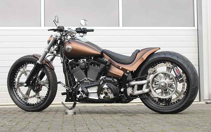Breakout “Dark Coffee” – Softail
