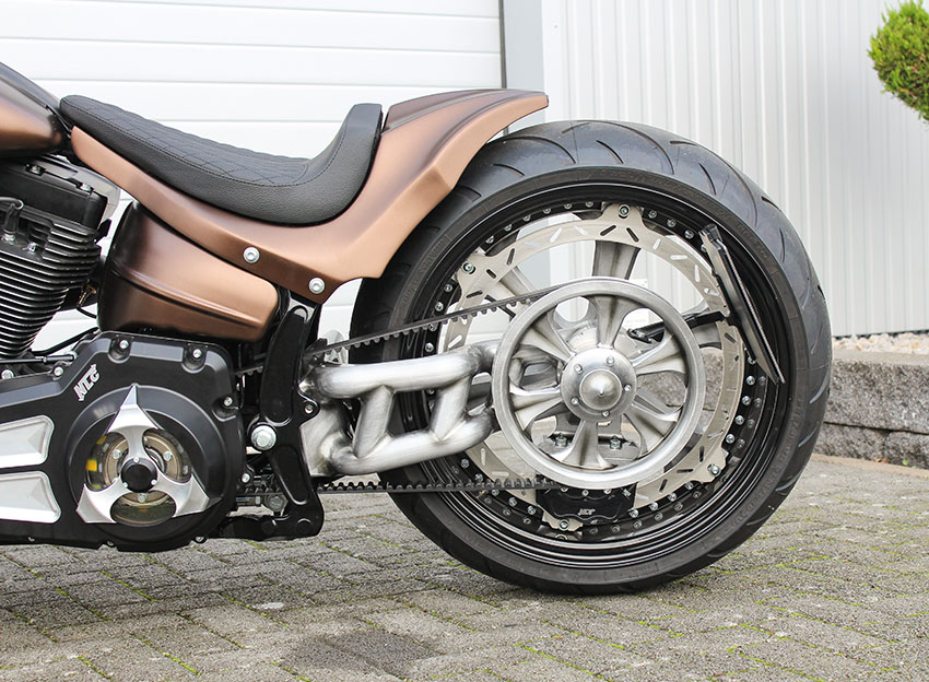 ST-40530    NLC - Heckfender Softail Breakout 21 Zoll Bj. 2013-2017