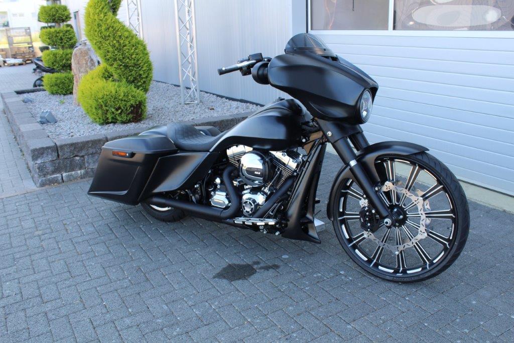 T-3020    Streetglide Design Verkleidung OEM  Bj. 2014-akutell