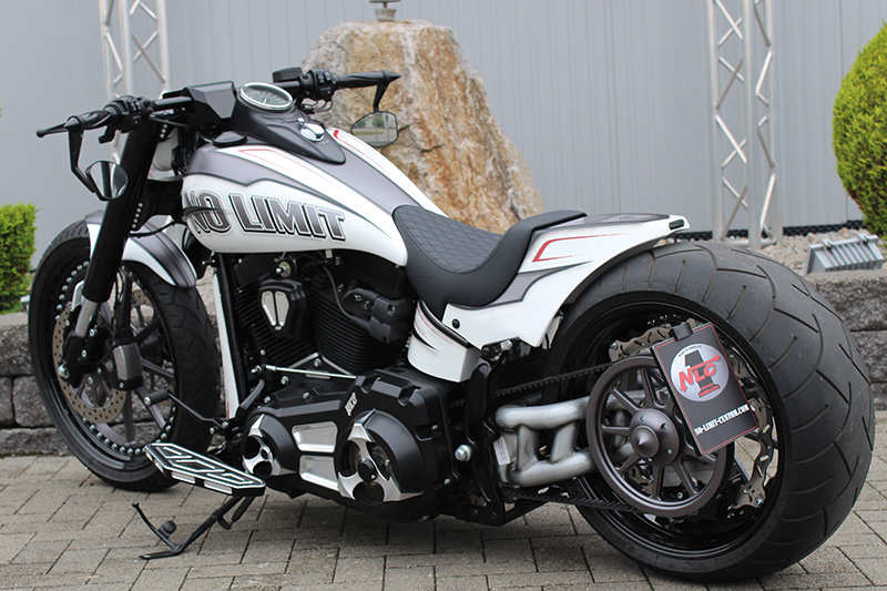 ST-40560      NLC Design Heckfender "Limit" Softail Bj. 08-2017  /  18'Zoll