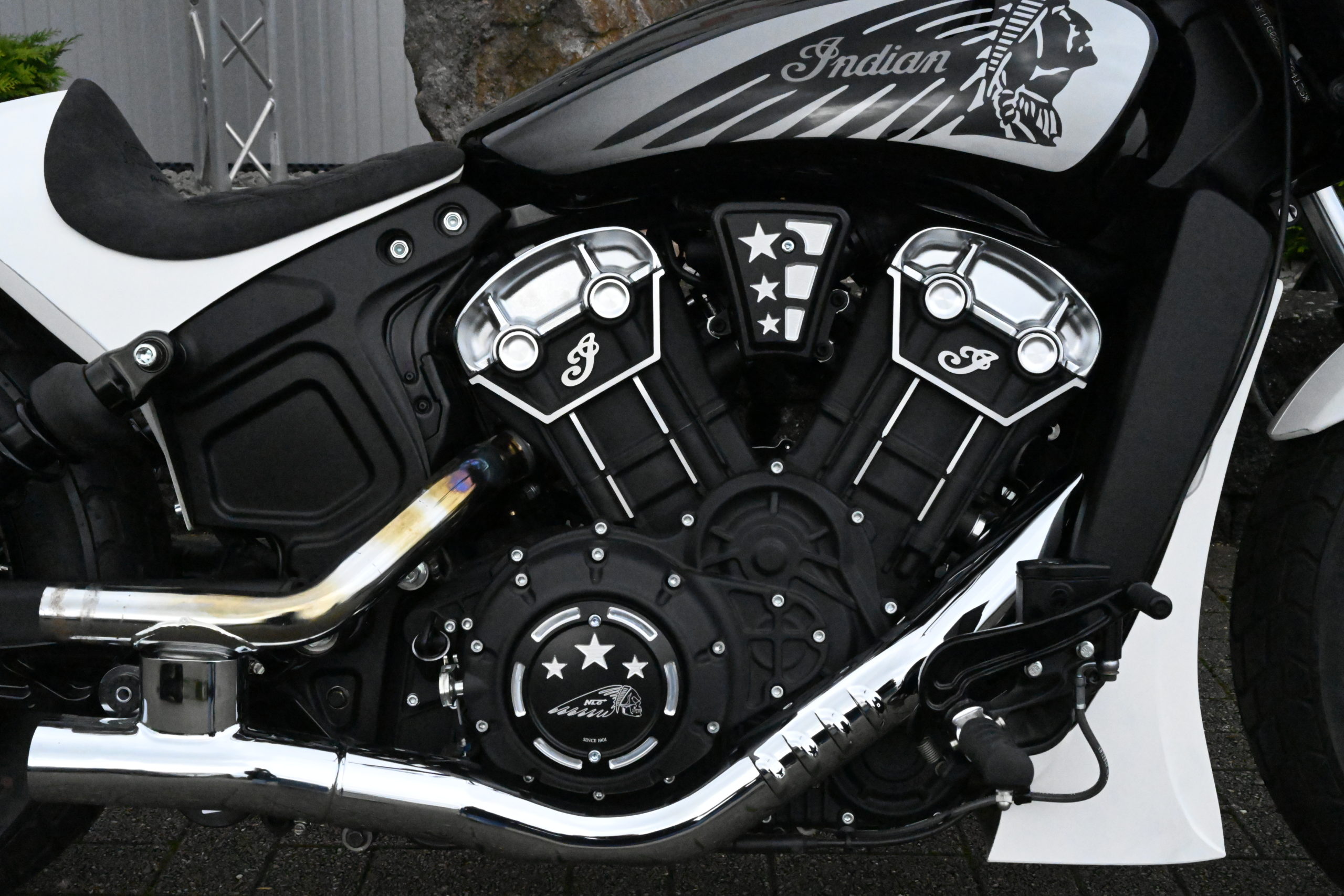 IS-50410 Wasserpumpenabdeckung Indian Scout