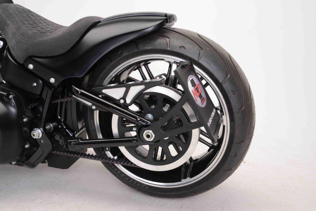 ST-40903     3D-Aluminium Riemenschutz für alle Softail 2018 milwaukee eight / schwarz contrast-cut