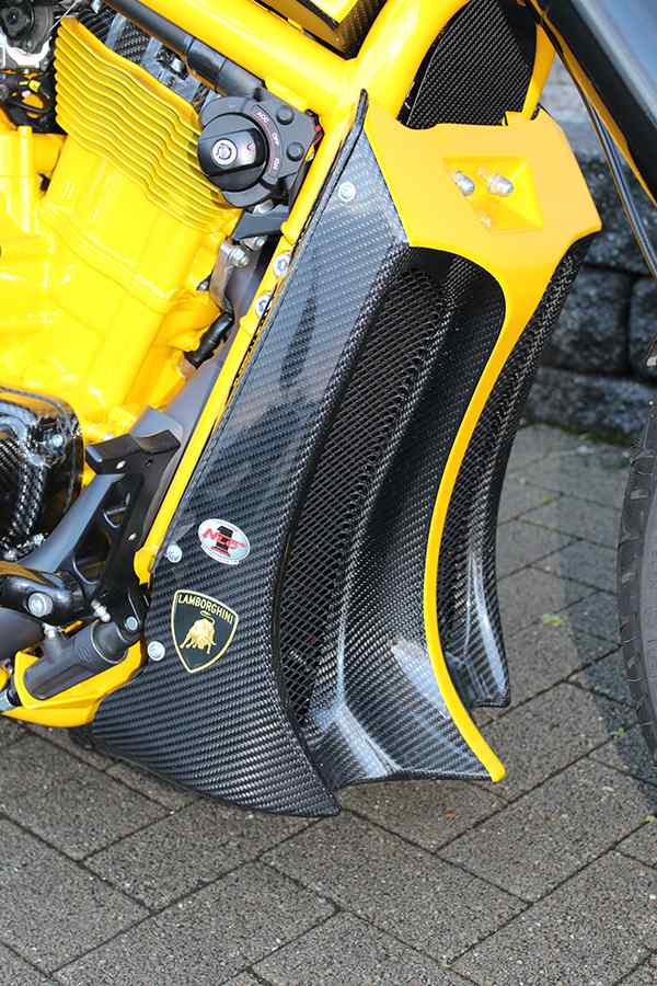 AVENTADOR – V-ROD