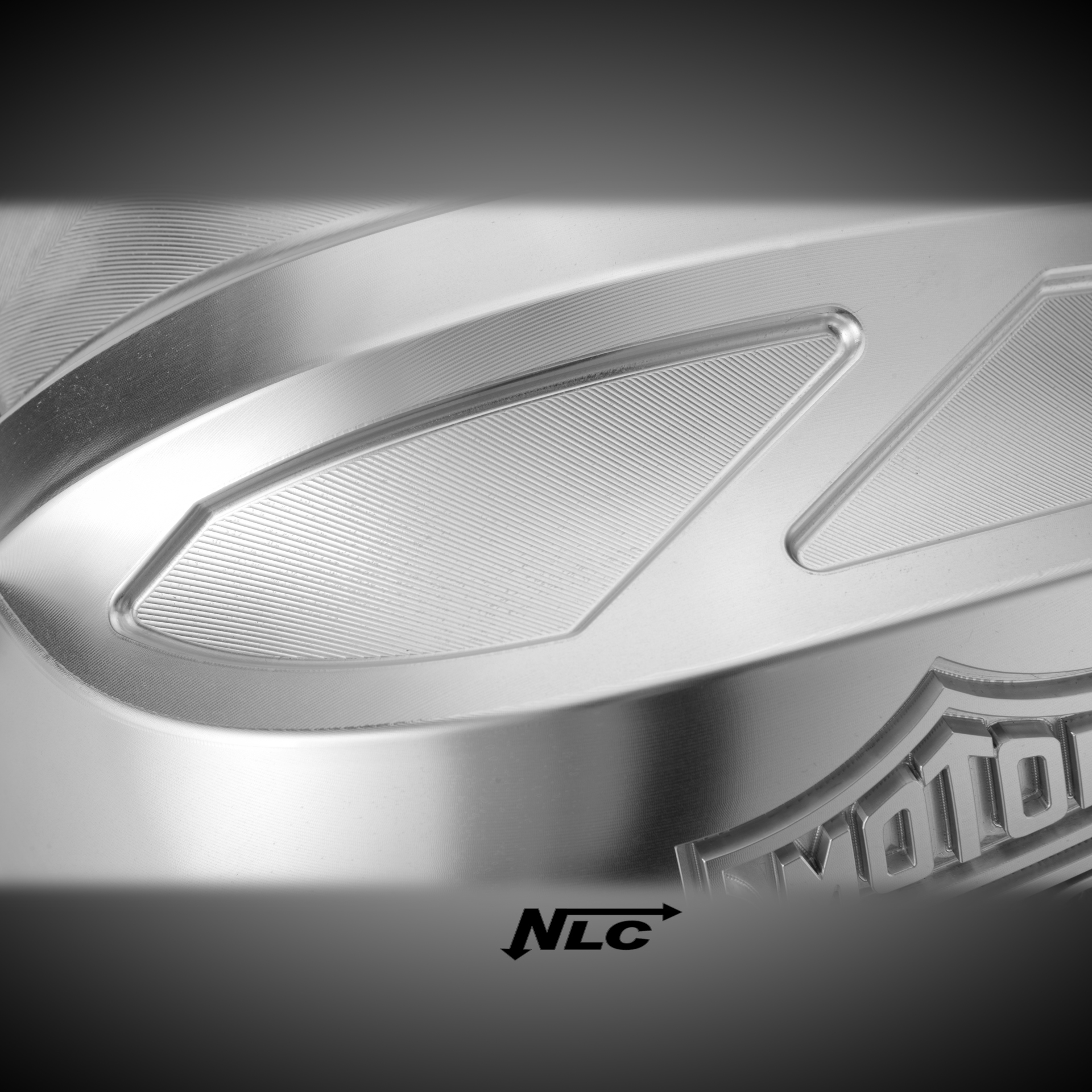 ST-AL4071     NLC - Aluminium Benzintank  für Milwaukee 8