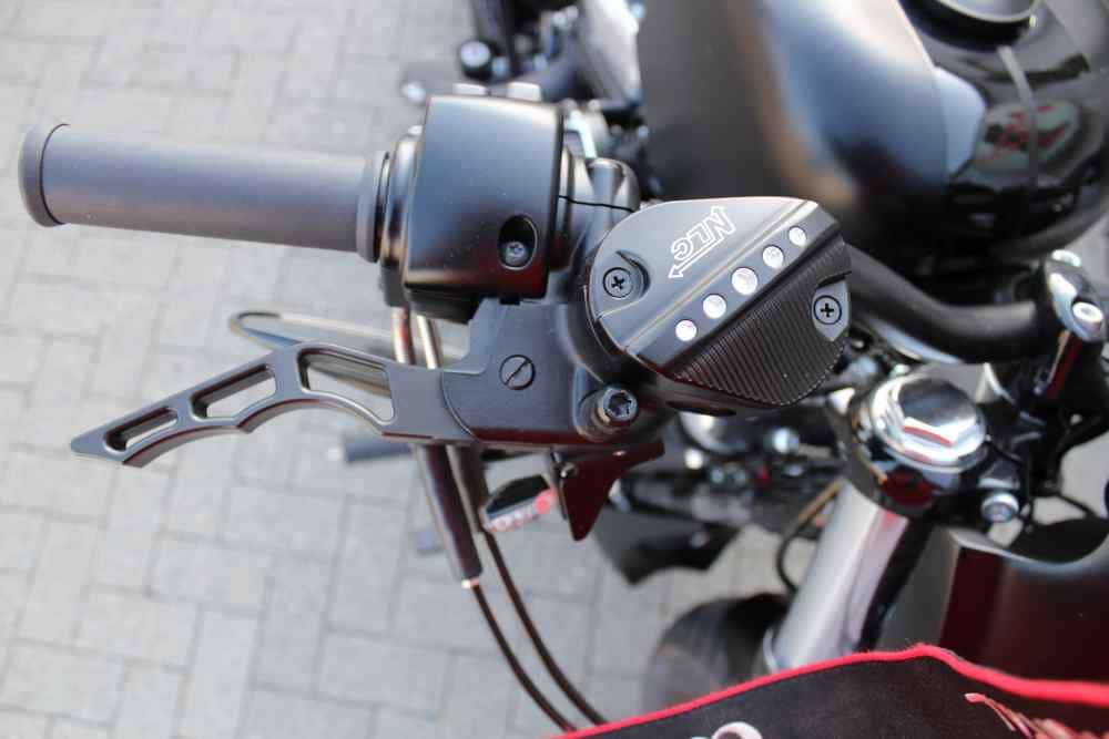 48 Black – Sportster