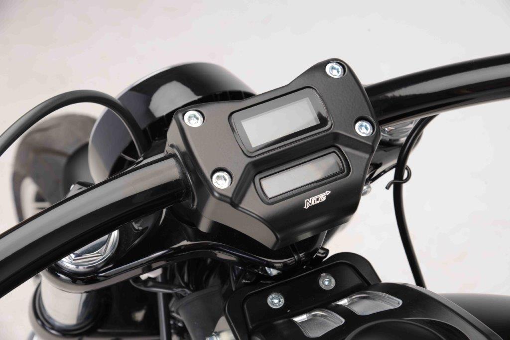ST-50412      3D Riser mit Tachogehäuse für Breakout 2018 milwaukee eight / poliert