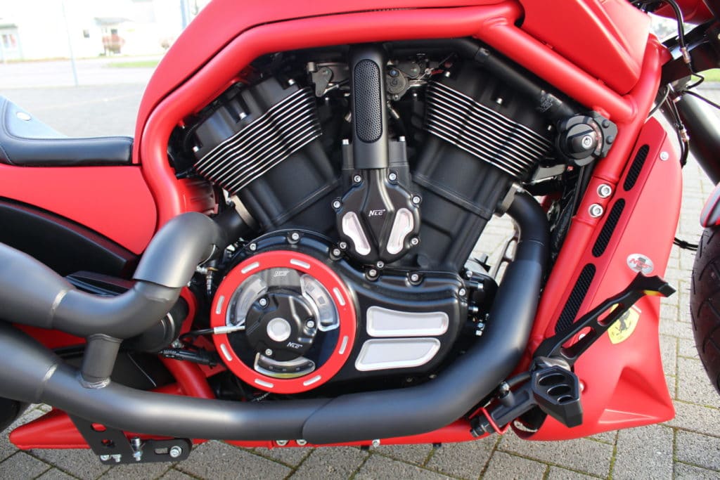 VR-50410     NLC - Design Wasserpumpen Gehäuse für V-Rod alle Bj.