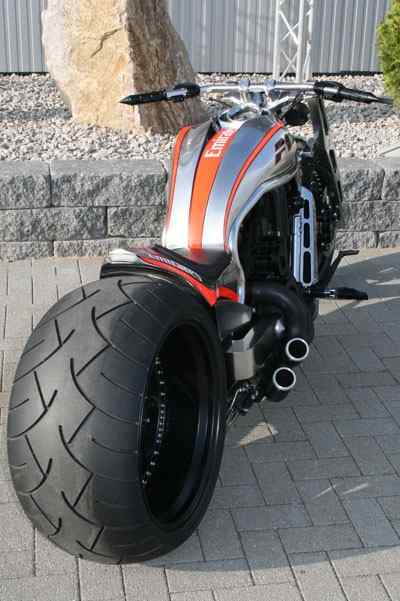 Emirates – V-Rod