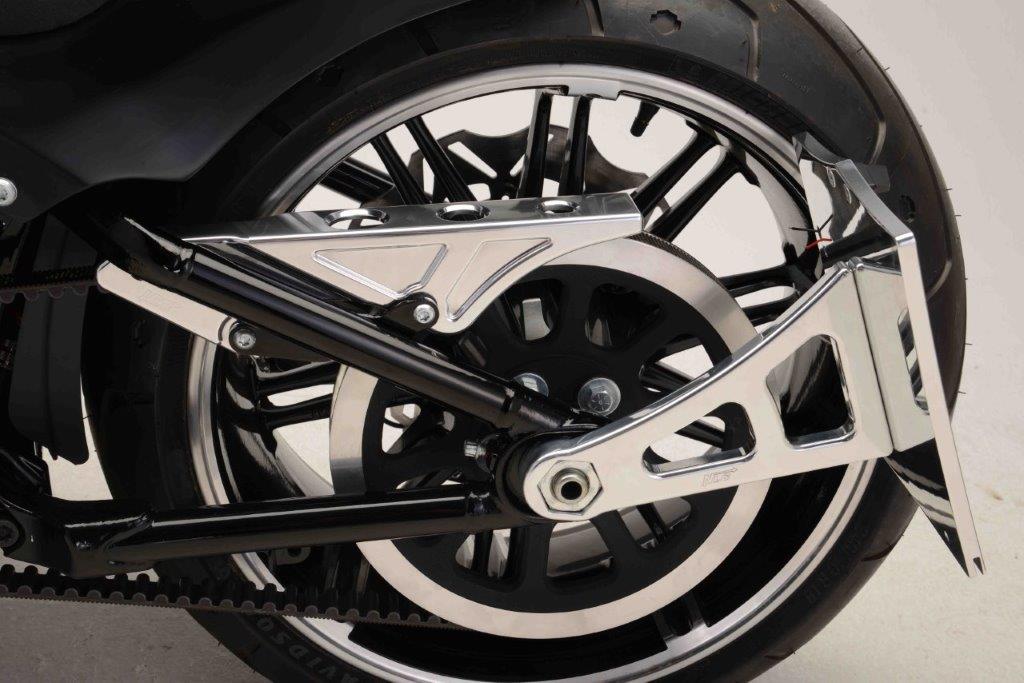 ST-40902     3D-Aluminium Riemenschutz für alle Softail 2018 milwaukee eight / poliert