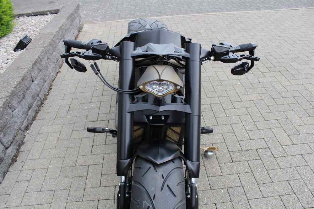 Fall Out – V-Rod