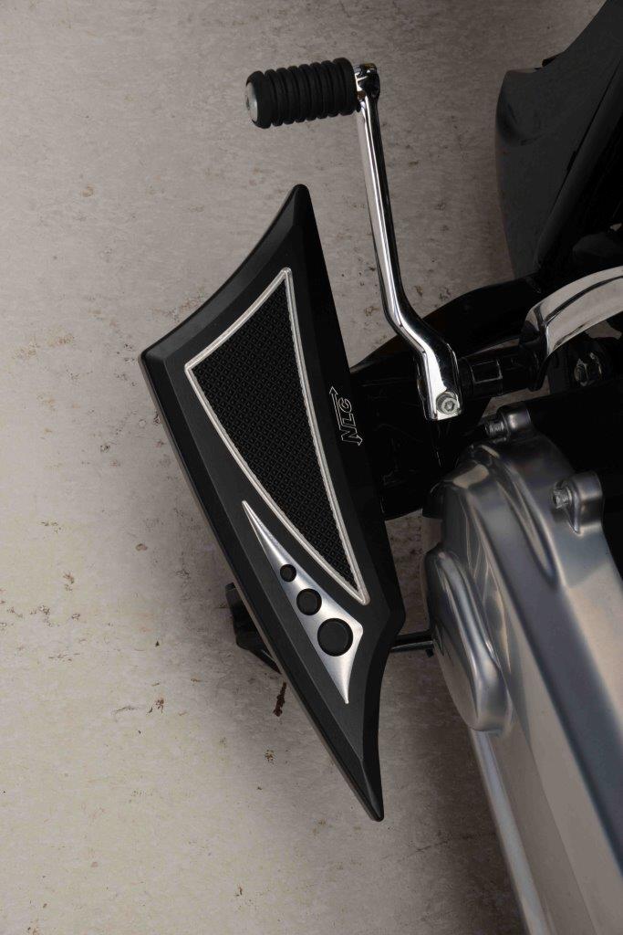Z-51330    Trittbretter Softail / Touring Modelle 2018