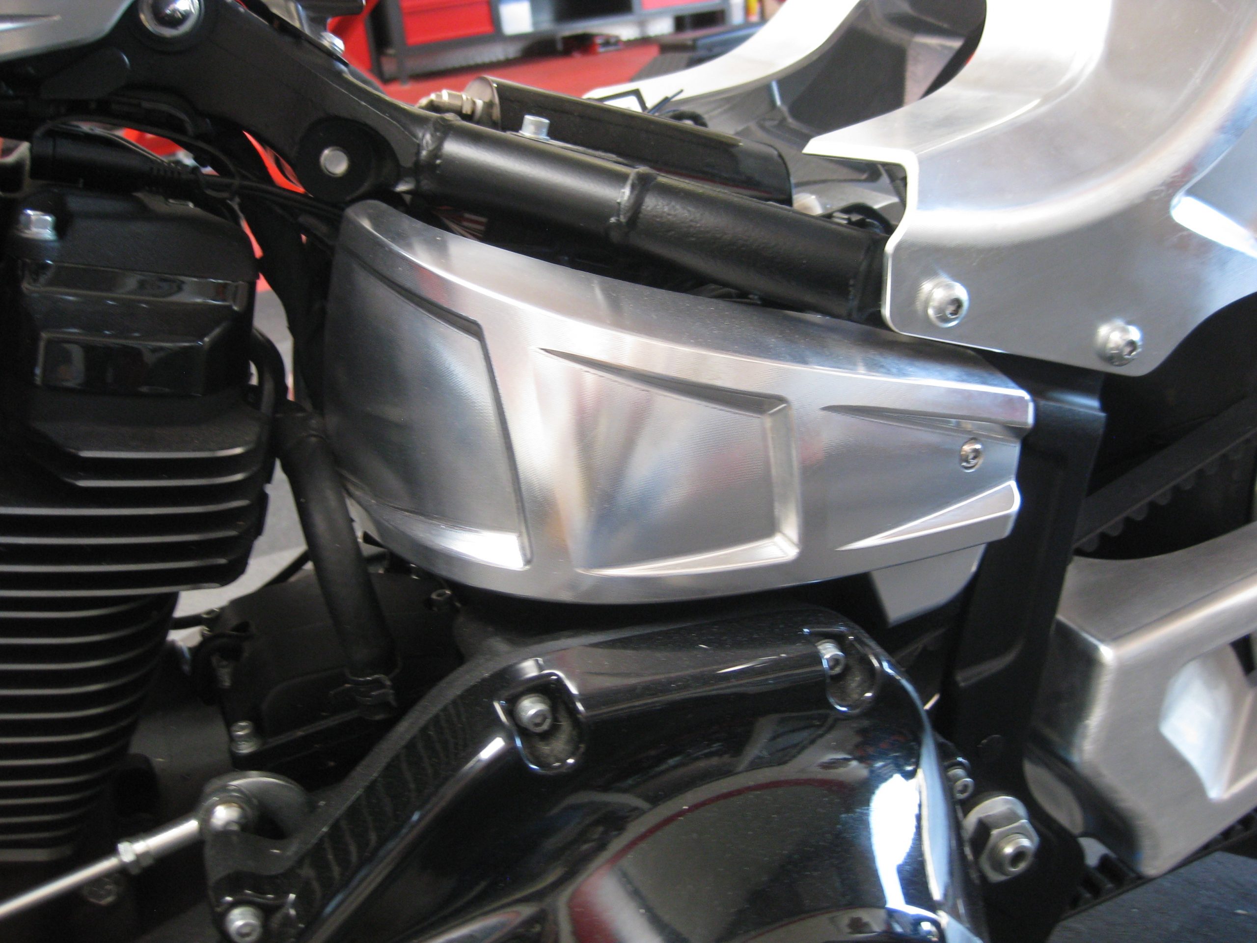 ST-AL400   Aluminium Rahmenblenden M8
