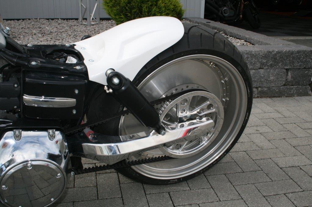 DY-40500      NLC - Heckfender Dyna Bj.2008-2017