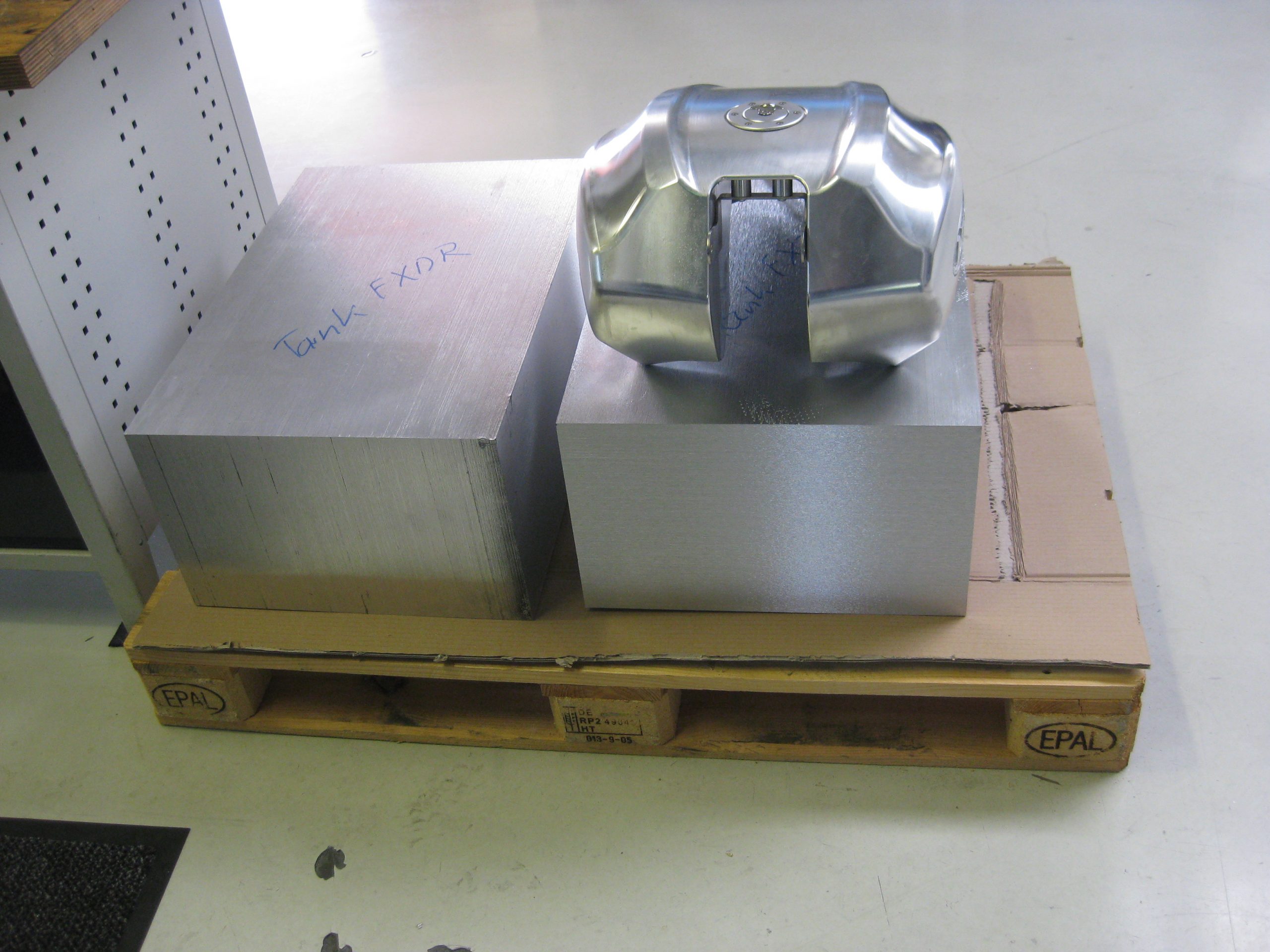 ST-AL4070    NLC - Aluminium Benzintank  für Milwaukee 8