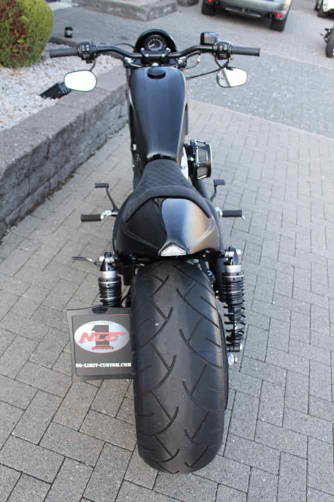 48 Black – Sportster