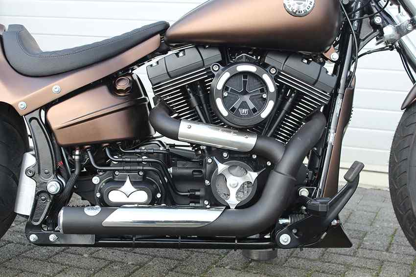 Breakout “Dark Coffee” – Softail