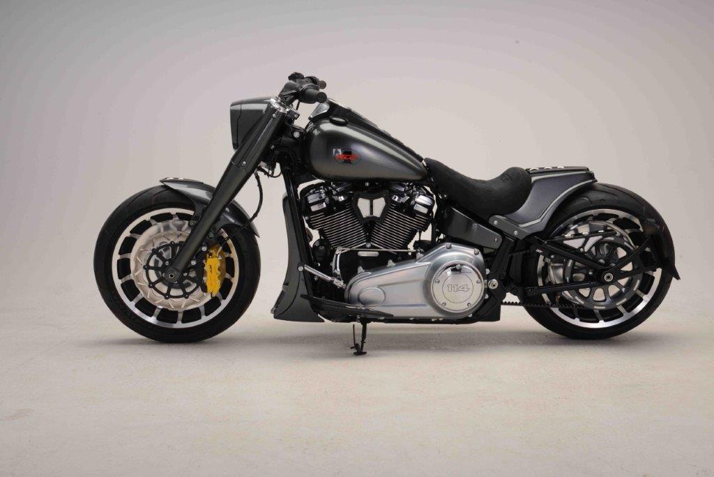 ST-40903     3D-Aluminium Riemenschutz für alle Softail 2018 milwaukee eight / schwarz contrast-cut