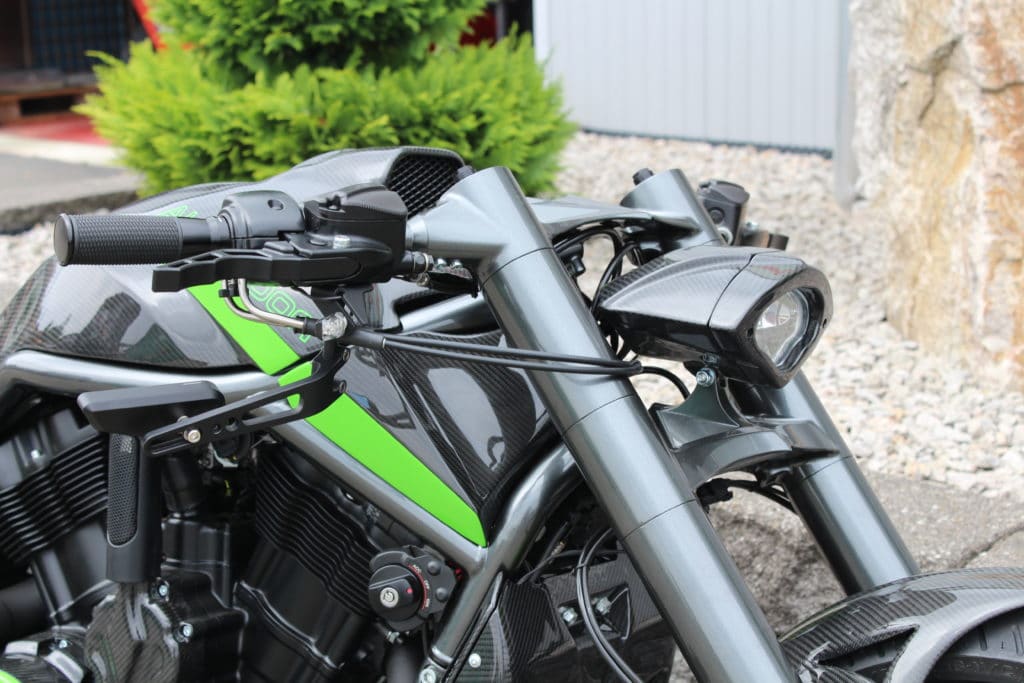 VR-50180    3D-Gabelbrückenkit 290mm "GP-1" für OEM Gabelholme V-Rod ab 2012 und Muscle