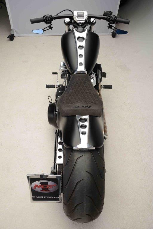 ST-40832       3D-Aluminium Dash für Breakout 2018 milwaukee eight / poliert