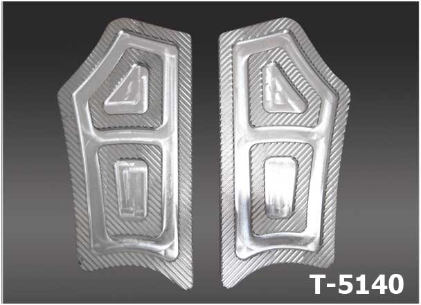 T-5140      NLC Sozius Touring Roadking Trittbretter - Design "Cut" Bj. 2009-2017
